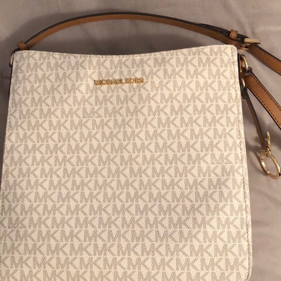 Michael Kors handbag - Picture 1 of 1
